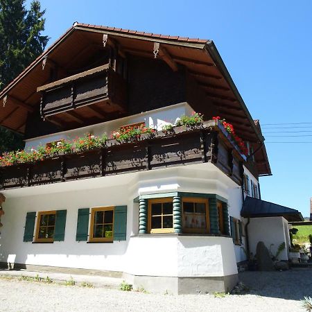 Villa Im Wald Roßhaupten エクステリア 写真